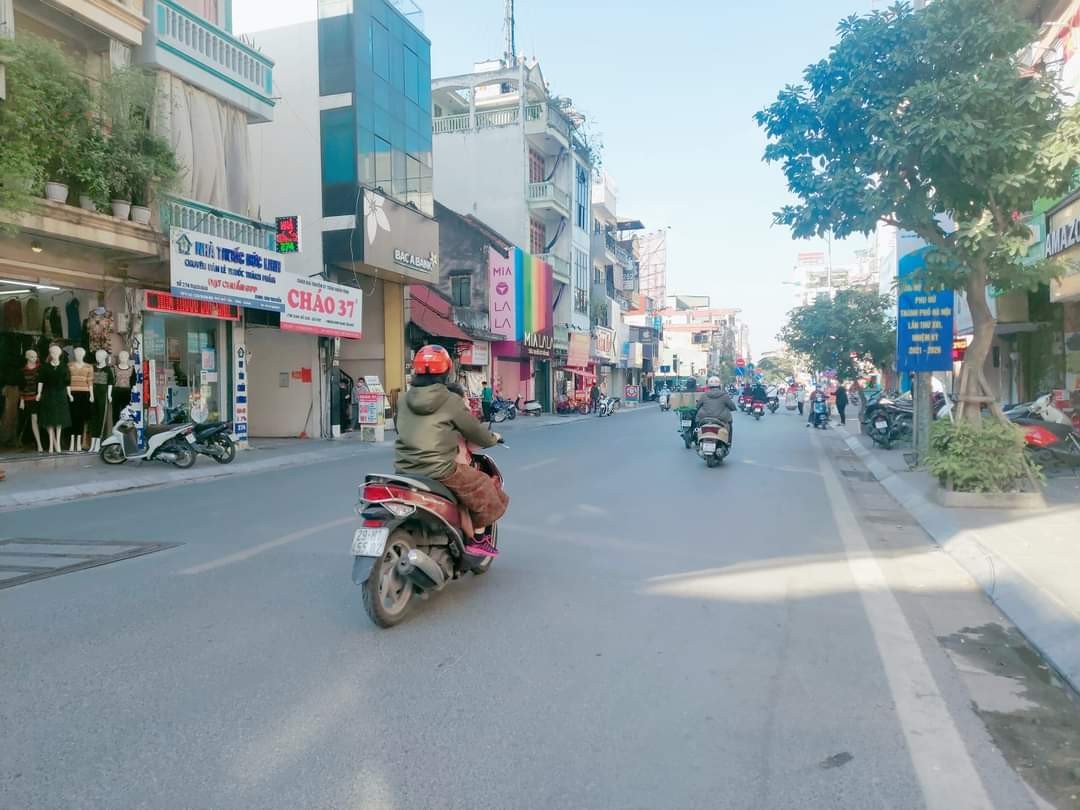 Mặt phố Bạch Mai,vỉa hè,kinh doanh đa dạng 86m,Mt5m,5 tầng, 27 tỷ
