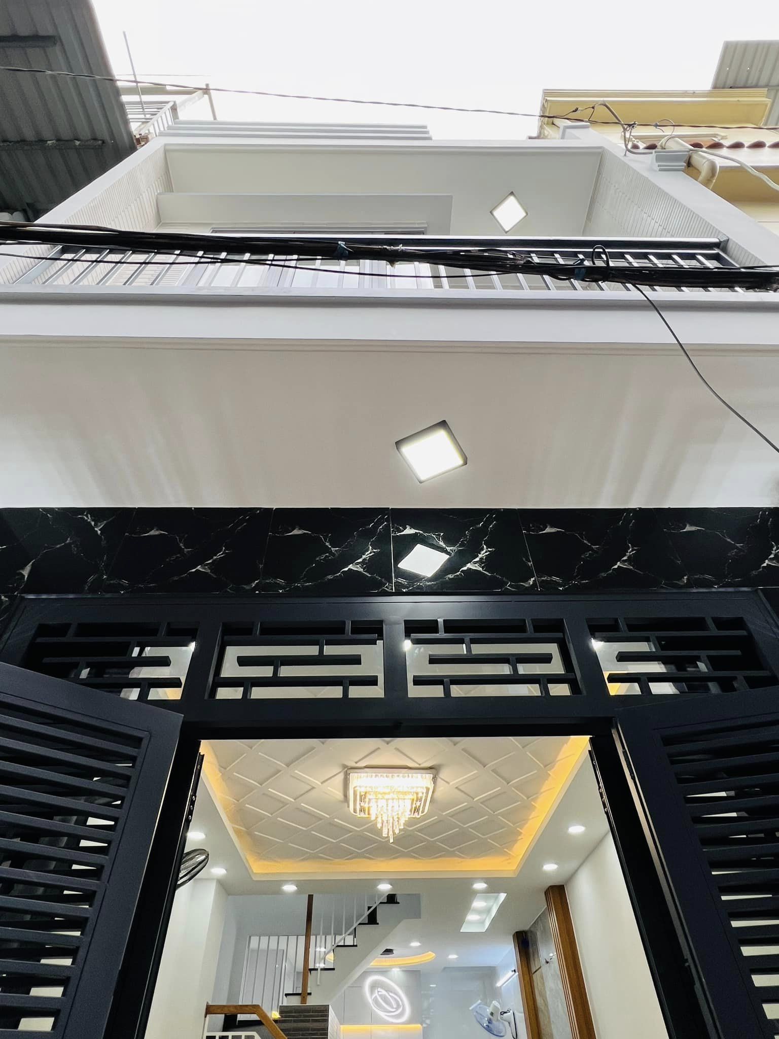 BÁN NHÀ CHÍNH CHỦ, ĐẸP FULL NỘI THẤT, 35M2 - 2 TẦNG, PHƯỜNG 12, GÒ VẤP.