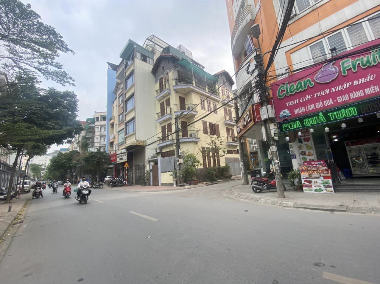 Bán nhà Thiên Hiền,Nam Từ Liêm,7Tầng Thang máy,Kinh Doanh đa dạng,55m2 giá 20.5 tỷ