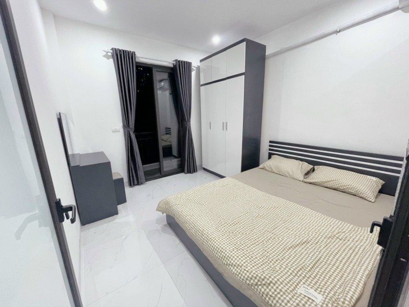 Tòa Chung cư Mini, Nhà dòng tiền Thịnh Quang, 92m2 7T Thang máy, 95tr/th, 15.7 Tỷ