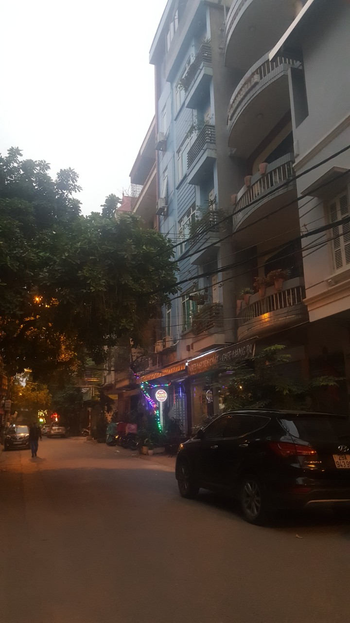 BÁN NHÀ HOÀNG QUỐC VIỆT LÔ GÓC, VỈA HÈ, KINH DOANH ĐỈNH,Ô TÔ 2 CHIỀU - DT 63M CHỈ 13.5 TỶ