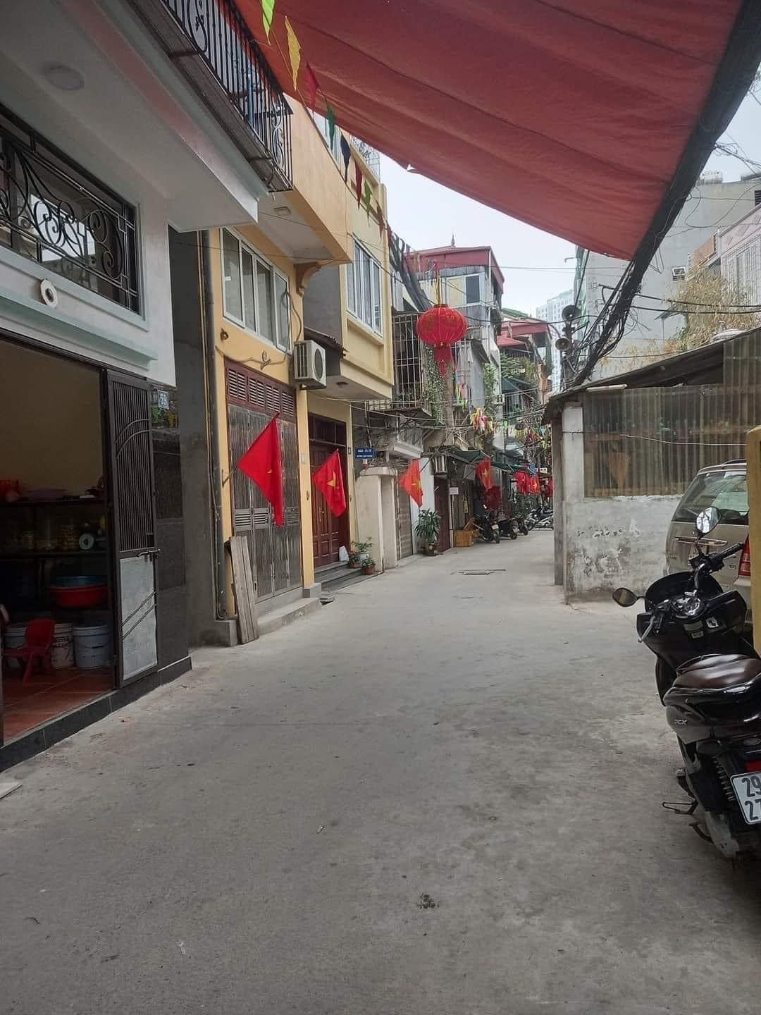 Chính chủ bán nhà Giải Phóng, DT 39m, 2T, MT 4m, giá chào 2 tỷ 2