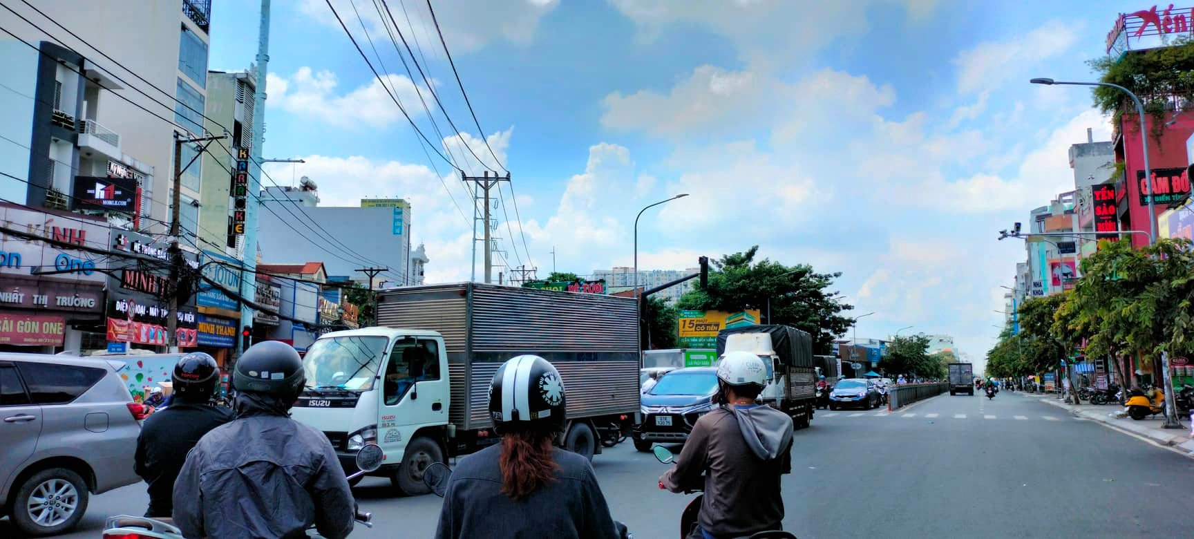 BÁN NHÀ THOẠI NGỌC HẦU, TÂN PHÚ, hẻm xe hơi, 81 m2, Ngang 4 m, 4 tầng, Nhỉnh 7 tỷ