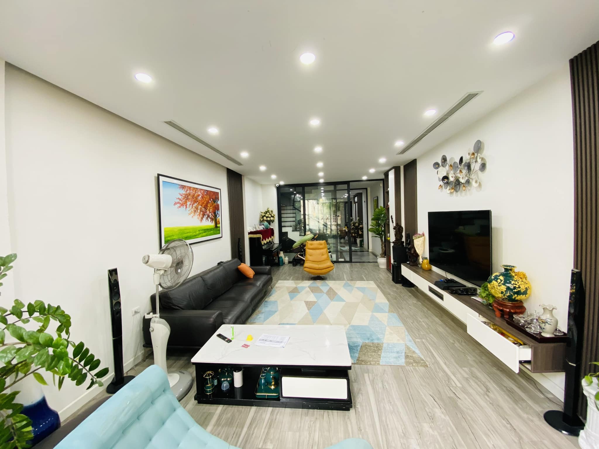 Bán nhà Mỗ Lao, Nguyễn Văn Lộc, Hà Đông 68m2x5T, 5MT, Giá đàm 16 tỷ