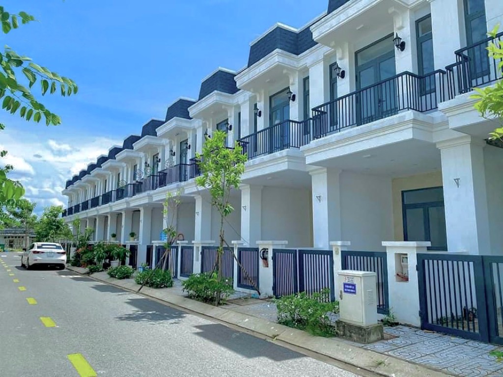 SỐC,Chỉ 1ty8 có ngay căn nhà siêu đẹp Bình Chánh,dọn vào ở ngay