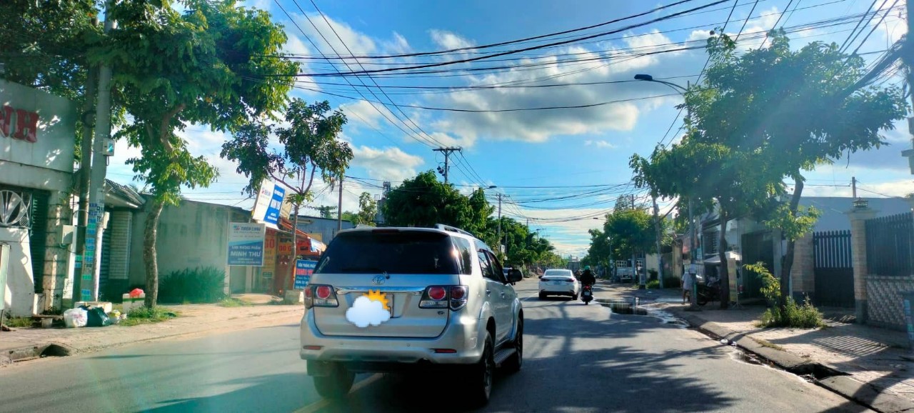 SIÊU PHẨM ĐẦU TƯ, NHÀ MẶT TIỀN NGUYỄN VĂN BỨA, XUÂN THỚI SƠN, HÓC MÔN, 7659 m2, Ngang 50 m, Nhỉnh 100 tỷ