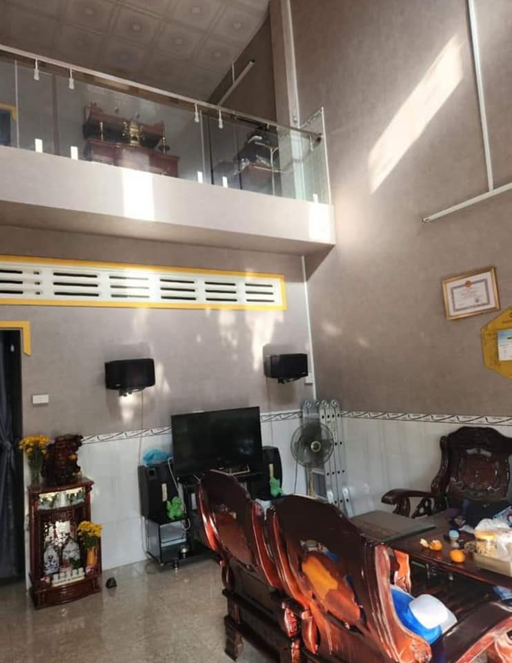 Chính chủ bán nhà S= 115m2 chỉ 7.3 tỷ Nguyễn Văn Lượng HXT thông sát nhà thi đấu