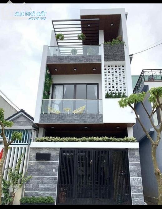 bán nhà đẹp Mặt Tiền NGUYỄN HỮU TRÍ,Bình Chánh,dọn vào ở ngay