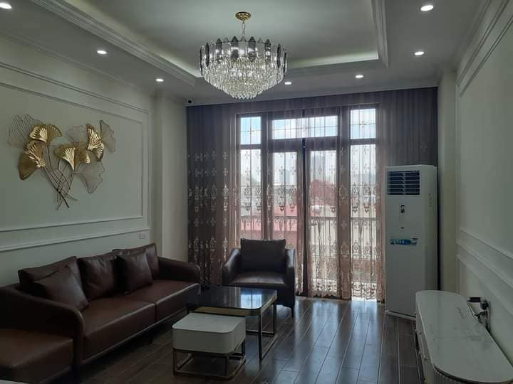 PHÂN LÔ, Ô TÔ, KINH DOANH, THANG MÁY NHÀ ĐẸP 48M2 KHU ĐẤT DỊCH VỤ CÂY QUÝT LA KHÊ 11 TỶ