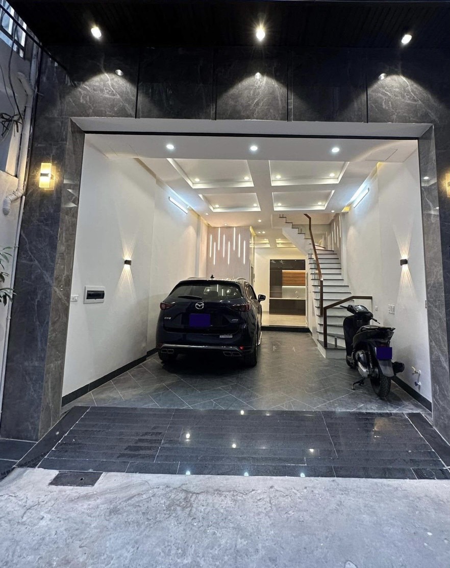 NHÀ MỚI_LÊ TRỌNG TẤN_THANG MÁY - KINH DOANH_Ô TÔ VÀO NHÀ_DT: 60M * 4T * MT5M_GIÁ 11 TỶ.