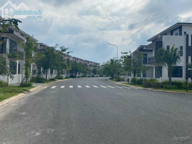 Cắt lỗ 30%,bán nhà phố ven sông TRẦN ANH RIVERSIDE,sang tên ngay