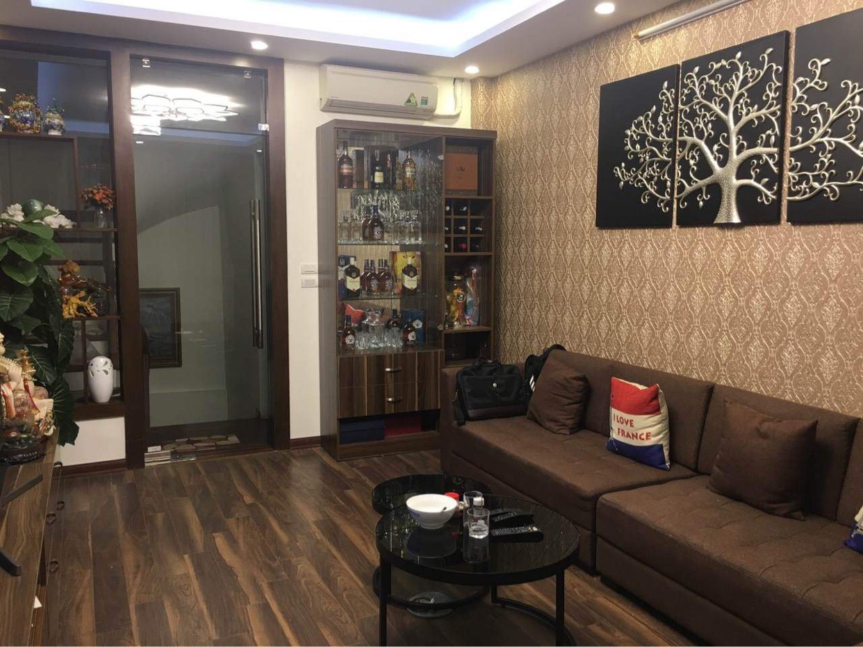 Bán nhà Hào Nam, Giá cực tốt, Ô tô, Kinh doanh, 37M2, 5T, Giá 4,6 tỷ