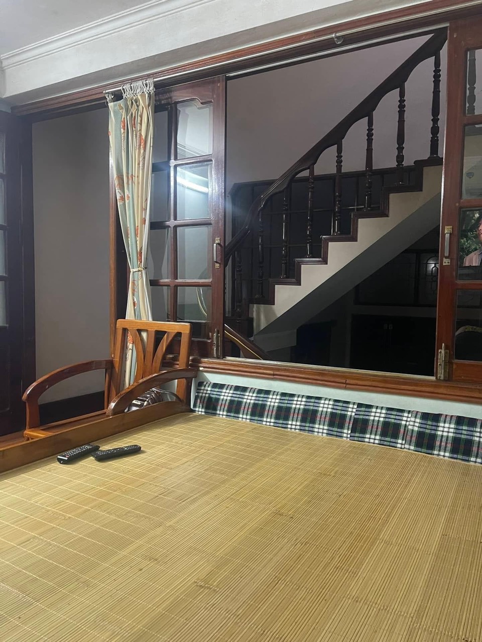 Bán gấp nhà phố Yên Hoà Cầu Giấy 62x5tầng x7tỷ.