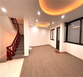 Bán nhà mặt ngõ 463 Đội Cấn mặt tiền 3.6m, tiện ích ngập tràn, kinh doanh thuận lợi, giá bán chỉ 7.5 tỷ