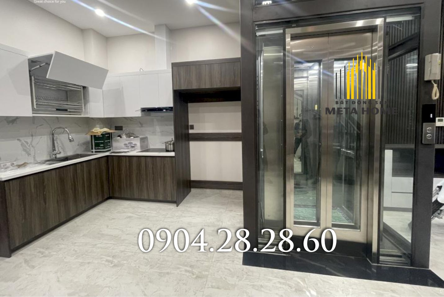 Chia sẻ khó khăn, Cho thuê nguyên căn liền kề khu đóng Vinhome Marina LH