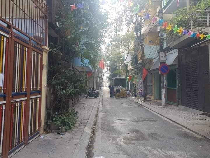 Bán nhà mặt ngõ 97 Văn Cao, Ba Đình, ô tô tránh, kinh doanh, giá 10.5 tỷ