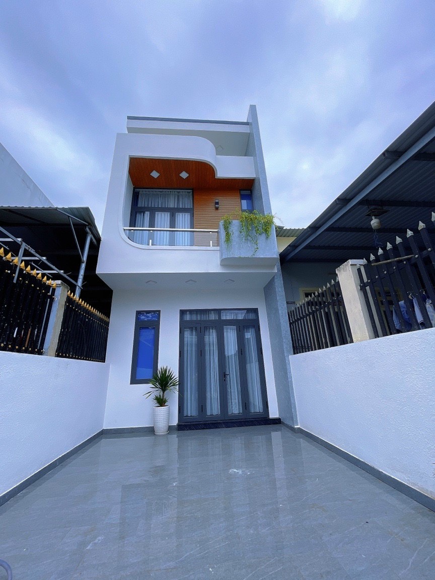 Bán nhà Tp Thủ Dầu Một_ gần chợ Phú Hòa_mặt tiền đường nhựa thông