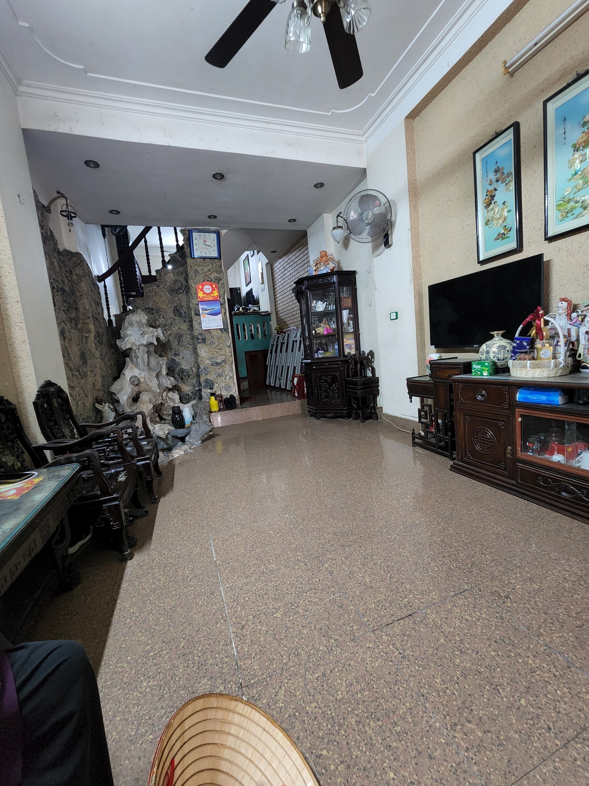 Bán nhà Đền Lừ: 51m x5T, ô tô tránh, vỉa hè , nhà đẹp –11,5 tỷ