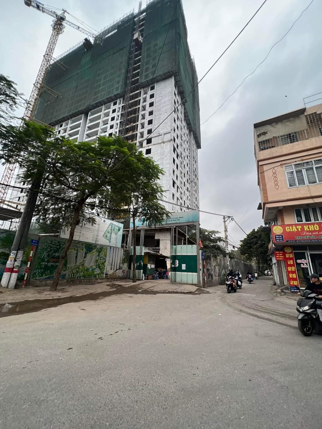 Bán nhà Đền Lừ: 75m x1T, ô tô vào , mt 5m –8,1 tỷ