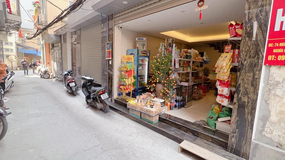 Phố Lạc Long Quân, Nhà đẹp, kinh doanh, 40m2 , 5 tầng ,giá 4 tỷ