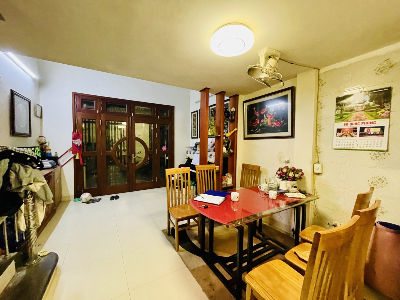 Bán gấp Phố Tạ Quang Bửu, PHÂN LÔ, Ô TÔ ĐỖ CỬA,DT 42m, 6 tầng, giá 8 tỷ 5, Lh