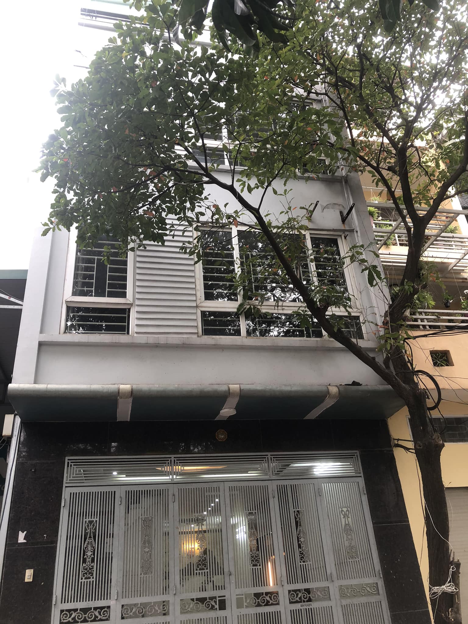 Phân lô Phố Giang Văn Minh, Ba Đình, 94m2, 4 tầng, MT 7m, chờ thang máy, ô tô, KD, giá 19.5 tỷ