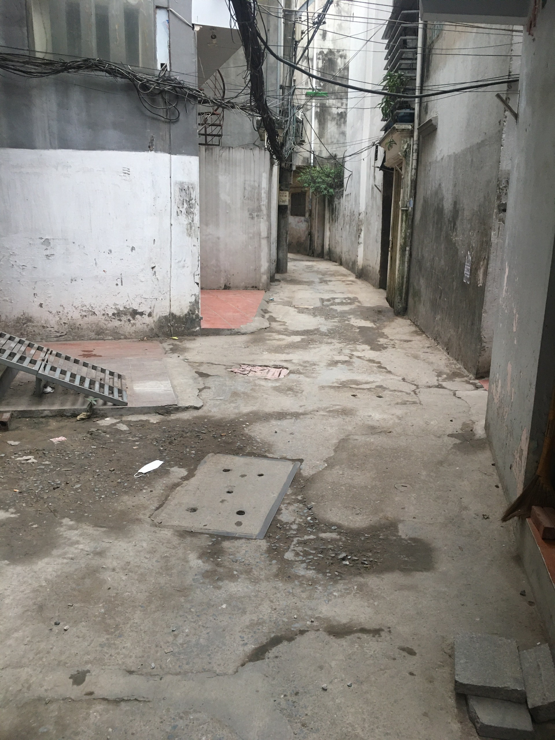 Bán nhà phố Thịnh Quang – Ngõ rộng sạch – Nhà xây đẹp – Sổ nở hậu – 31m2 – 4 tầng – 4.15 tỉ