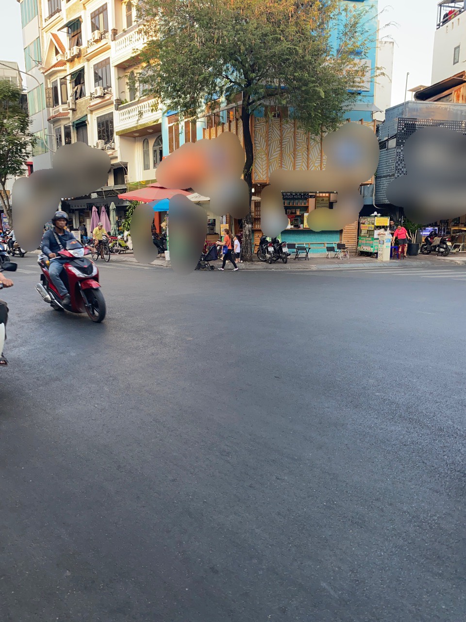 Cho thuê MB 2 góc MT Rạch Bùng Binh. Ngang lớn 8m. Giá: 50 tr/th