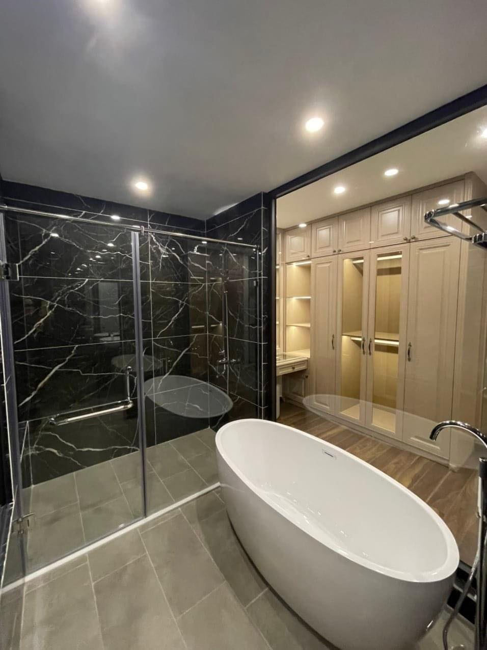 SIÊU PHẨM- CỰC ĐẸP-QUANG TRUNG-37M CHỈ 4 TỶ-HÀ ĐÔNG