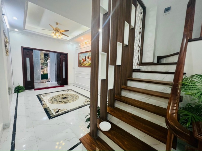 BÁN NHÀ NGÕ 68 CẦU GIẤY, 60M x 5TẦNG, 8.9 TỶ, OTO ĐỖ CỬA, AN NINH TUYỆT ĐỐI.