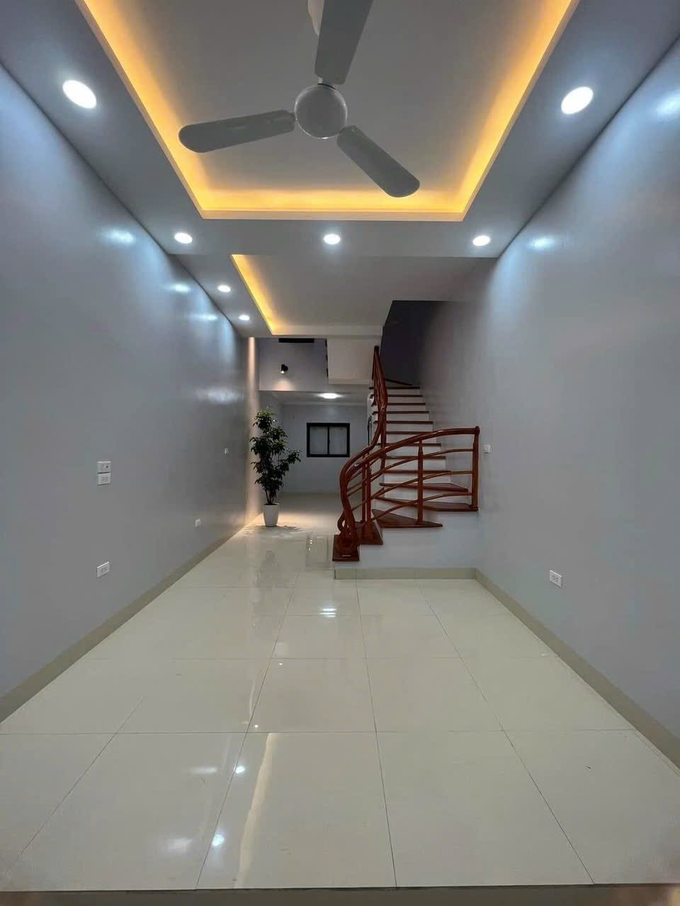 CẦN BÁN NHÀ MỚI ĐẸP LONG LANH - GẦN ÔTÔ ĐỖ - BA BƯỚC RA PHỐ #NGUYỄN_ĐỨC_CẢNH #HOÀNG_MAI - BA GÁC ĐỖ CỬA - SỔ ĐỎ VUÔNG VẮN