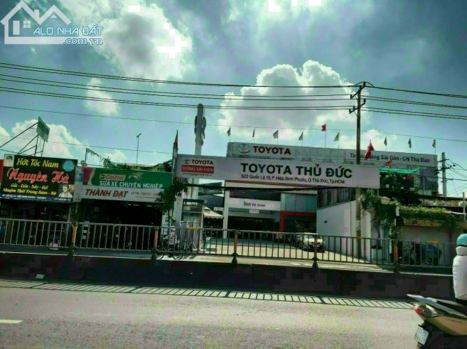 Bán Nhà MT Quốc Lộ 13 Ngay Vạn Phúc City, P.Hiệp Bình Phước Tp Thủ Đức, 5x20m, trệt 3 lầu, đang cho thuê