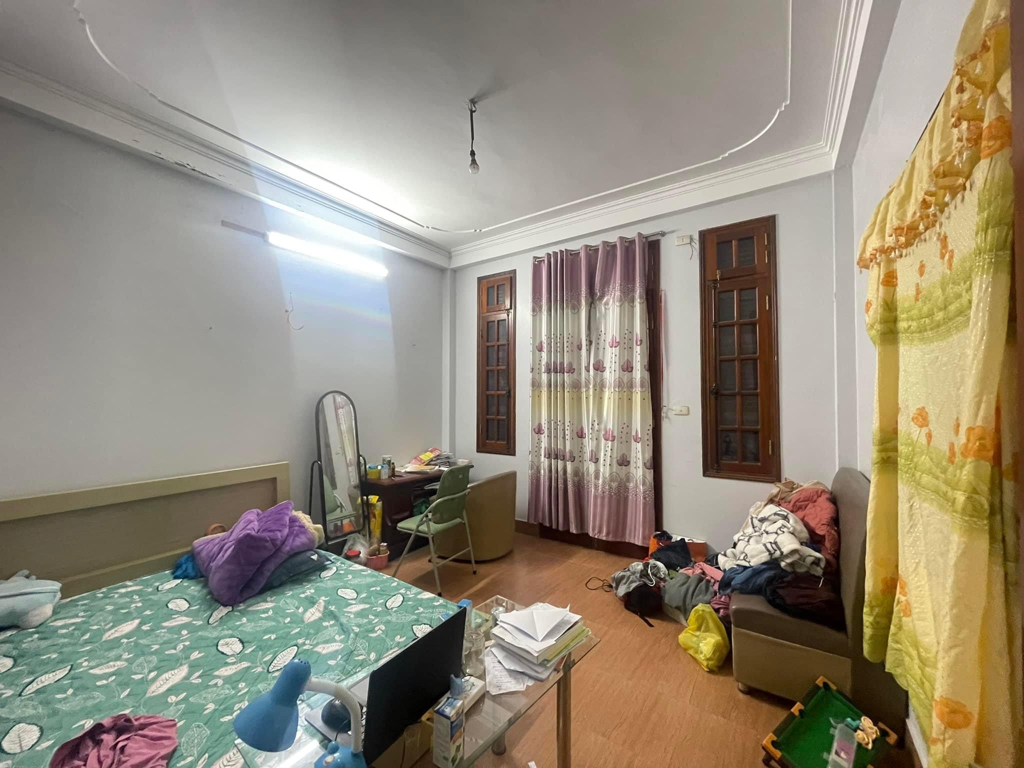 BÁN NHÀ PHỐ MỄ TRÌ THƯỢNG, 46m2 x 4T, 4,6 tỷ