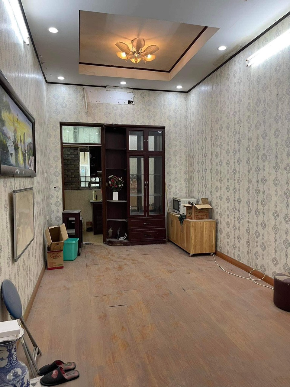 BÁN NHÀ MẶT PHỐ TRUNG LIỆT - ĐỐNG ĐA 40M - Ô TÔ VÀO NHÀ - THÔNG SÀN - KINH DOANH SẦM UẤT - SỔ VUÔNG.