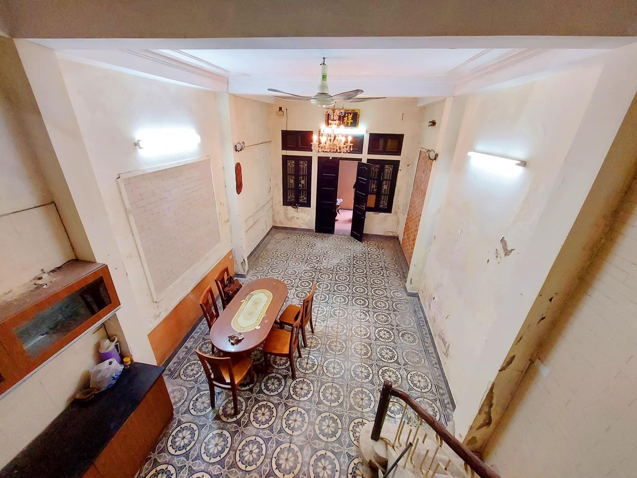 Trung tâm Đống Đa - Ngõ thông - Ô tô tránh - Kinh doanh tốt