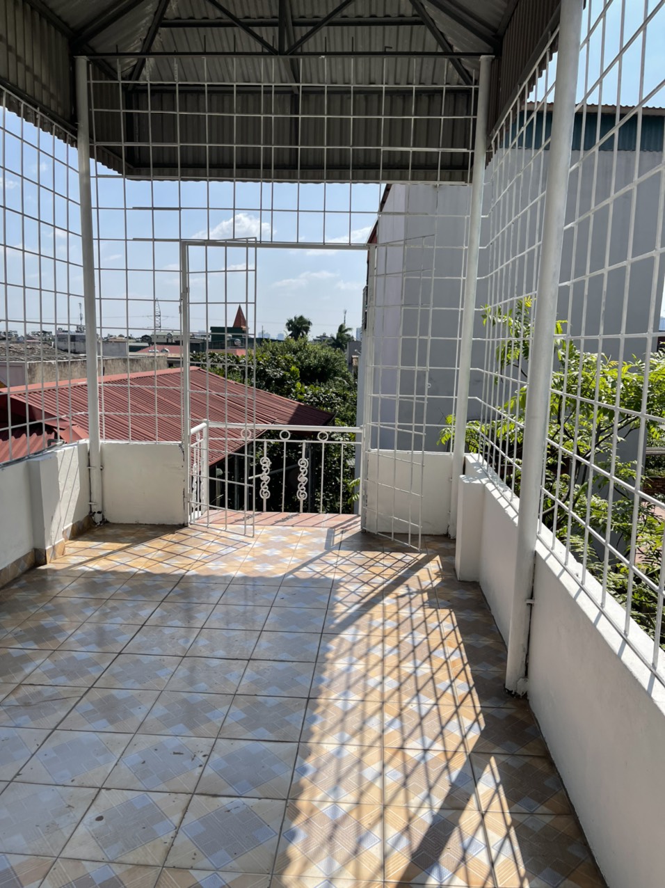 Bán nhà riêng Linh Nam-Hoàng Mai nở hậu giá 2.95 tỷ.