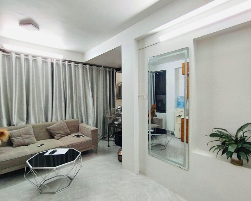 BÁN NHÀ TRÍCH SÀI, GẦN HỒ TÂY LỘNG GIÓ, DT30Mx 6TẦNG, MT 4.2M, 3.9 TỶ, 0878679666.