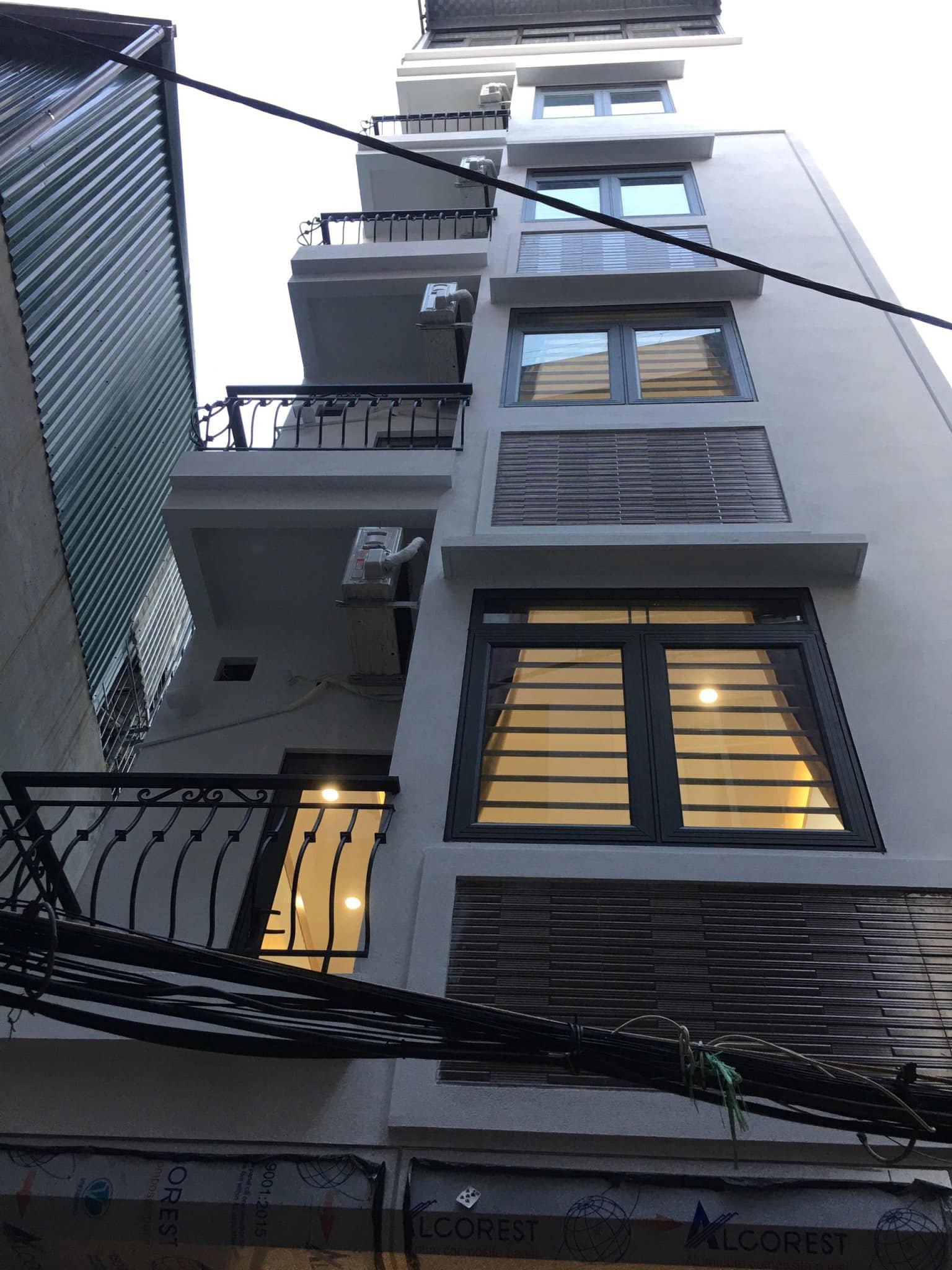 Nhà mới, đẹp tại Mễ Trì Thượng - Nam Từ Liêm, gần ôtô, 39m2, 6 tầng, giá 7,5 tỷ. Ảnh thật 100%