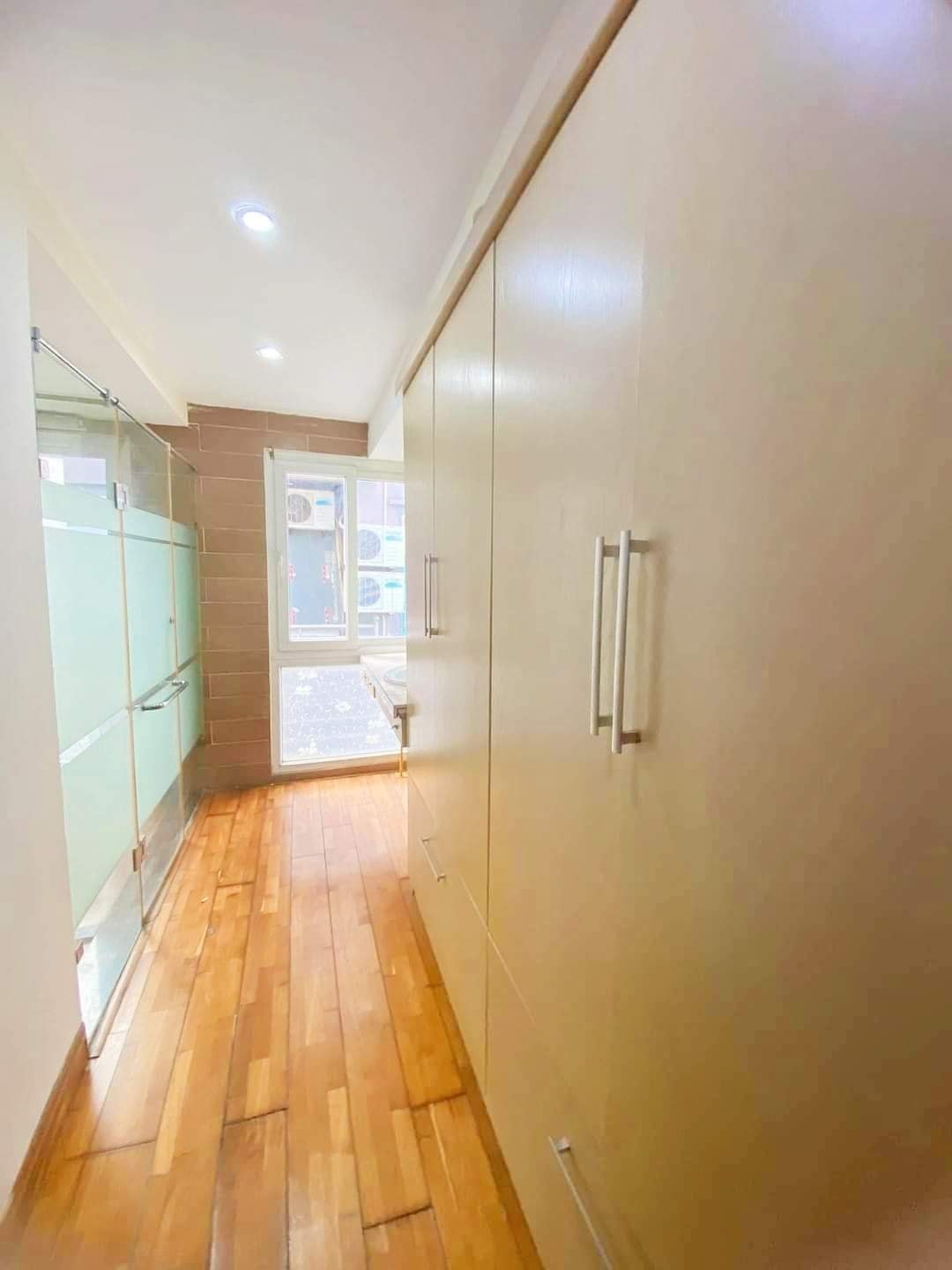 Bán nhà ngõ 28, quận Thanh Xuân, phố Ngụy Như Kom Tum DT 30m2 x 6T. Giá: 6,8 tỷ.