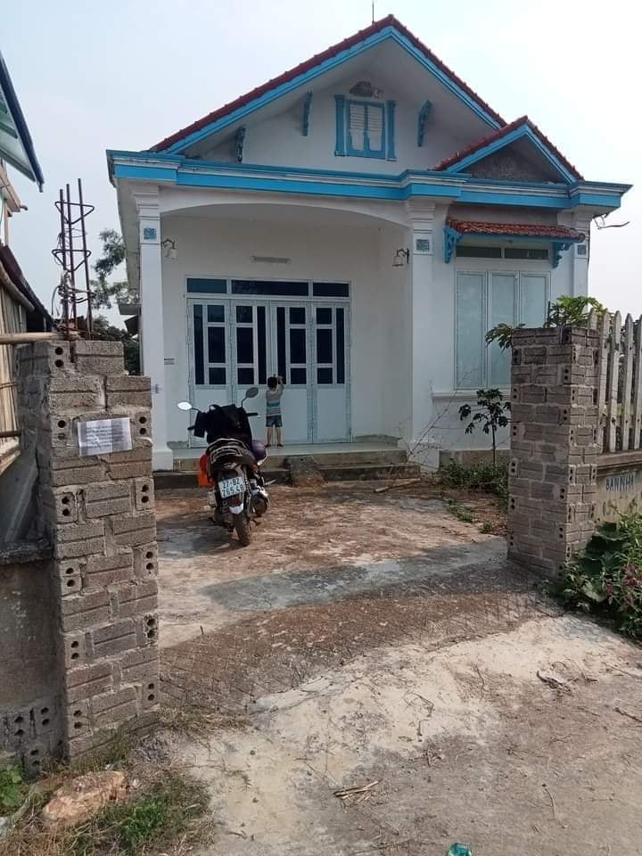 Bán đất đằng sau trường mầm non Hoàng Công Chất