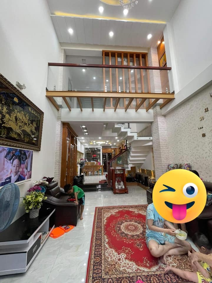 CHỦ VẢ QUÁ! BÁN GẤP NHÀ HẺM 4M THÔNG 1 TRỤC RA MT TRẦN QUỐC THẢO, 5 TẦNG, XE HƠI ĐẬU CỬA, 38M2, 8 TỶ