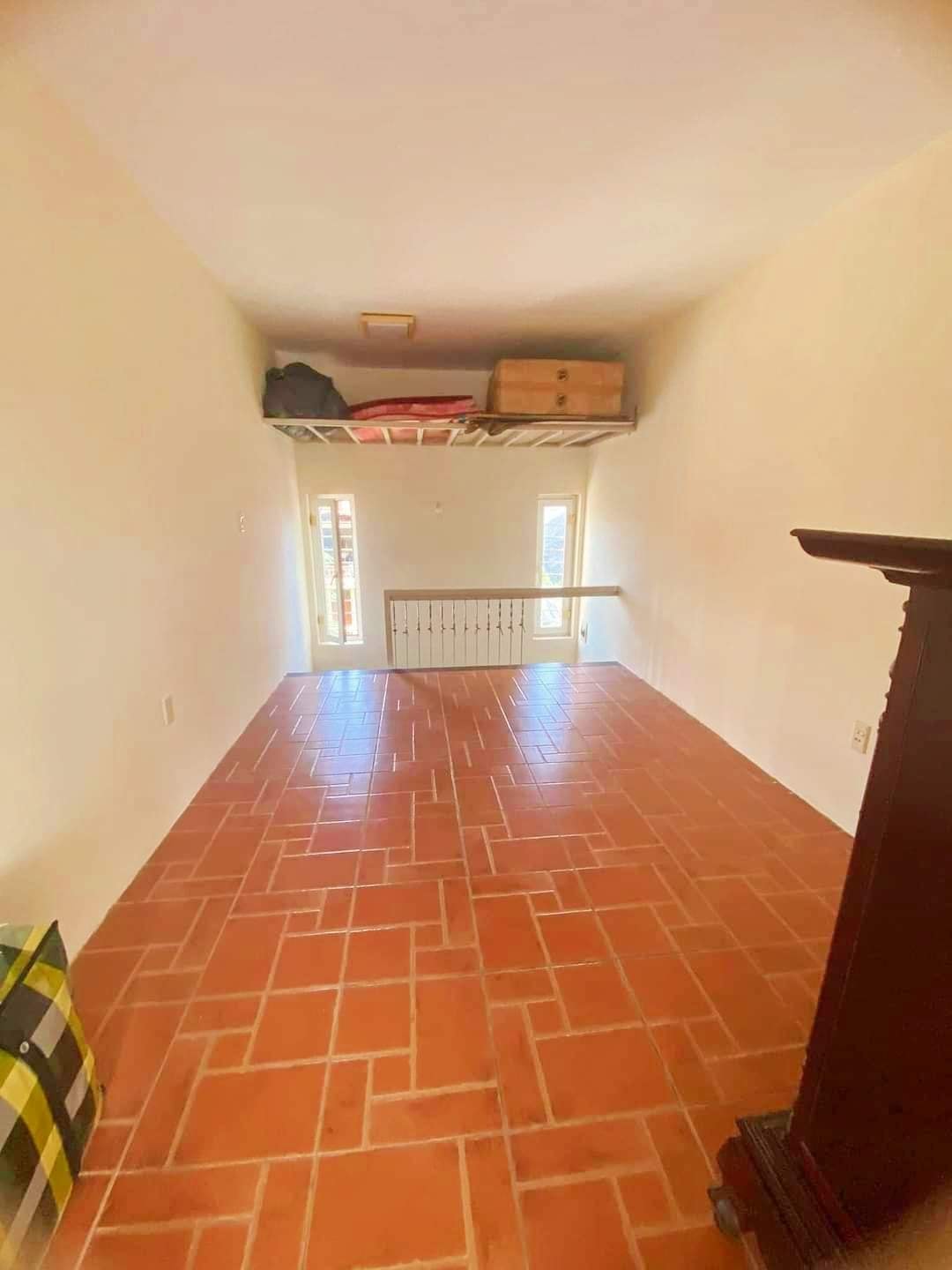 Bán nhà quận Đống Đa, Hàng Cháo, DT 70 m x 7 tầng, MT 8.8. Giá 33 tỷ