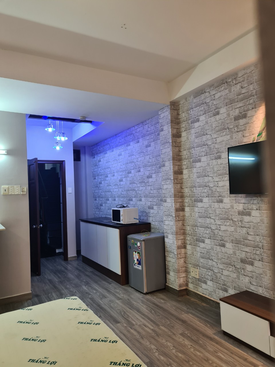 Cho thuê phòng cao cấp 40m2, Phan Xích Long, Nội thất đầy đủ