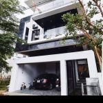 290m2
