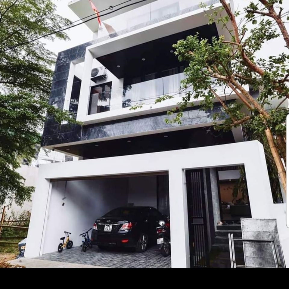 290m2