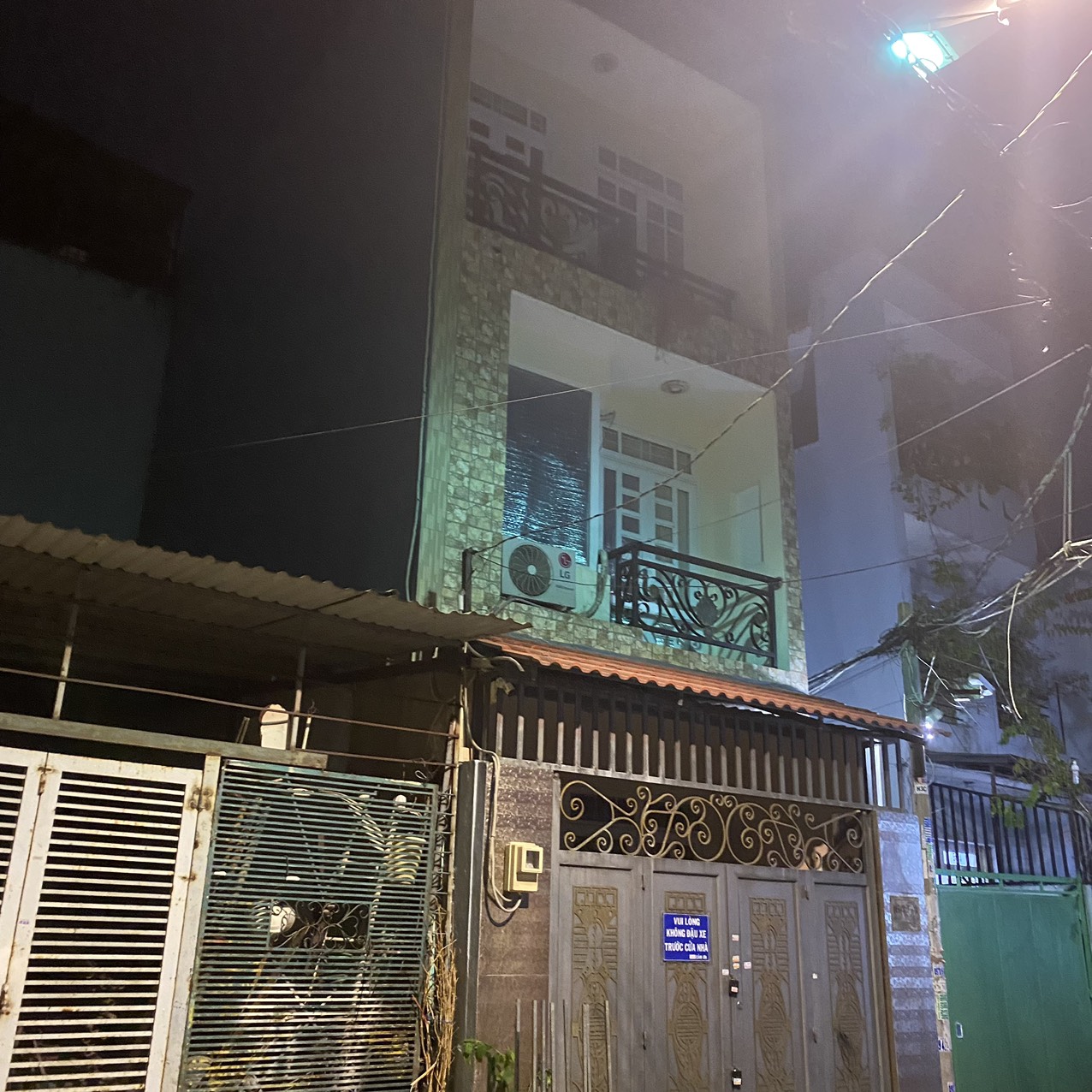 bán nhà nát hẻm thông Huỳnh Văn Nghệ P15 quận Tân Bình 5mx26m giá 6,1 tỷ