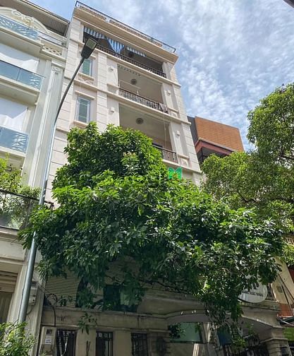 Bán Nhà Mặt Phố Trung Liệt. Đống Đa. KD Sầm Uất. DT 106M. Giá 40 tỷ