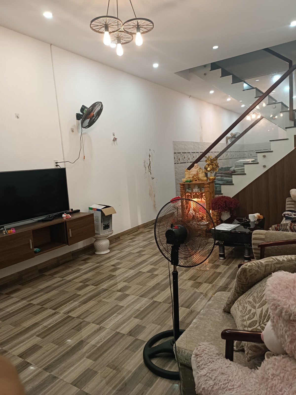 Bán nhà đường 2 tháng 9, Hải Châu. DT 61,7 m2. 2 tầng. Đường ô tô. Gần Helio. Chỉ 5,2 tỷ.