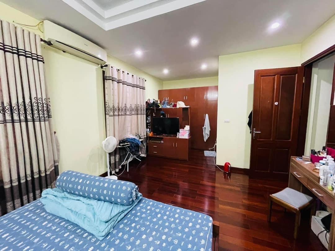 Phố Bùi Xương Trạch, ôtô đỗ, DT 37mX5T MT 6,6m 3,9 tỷ