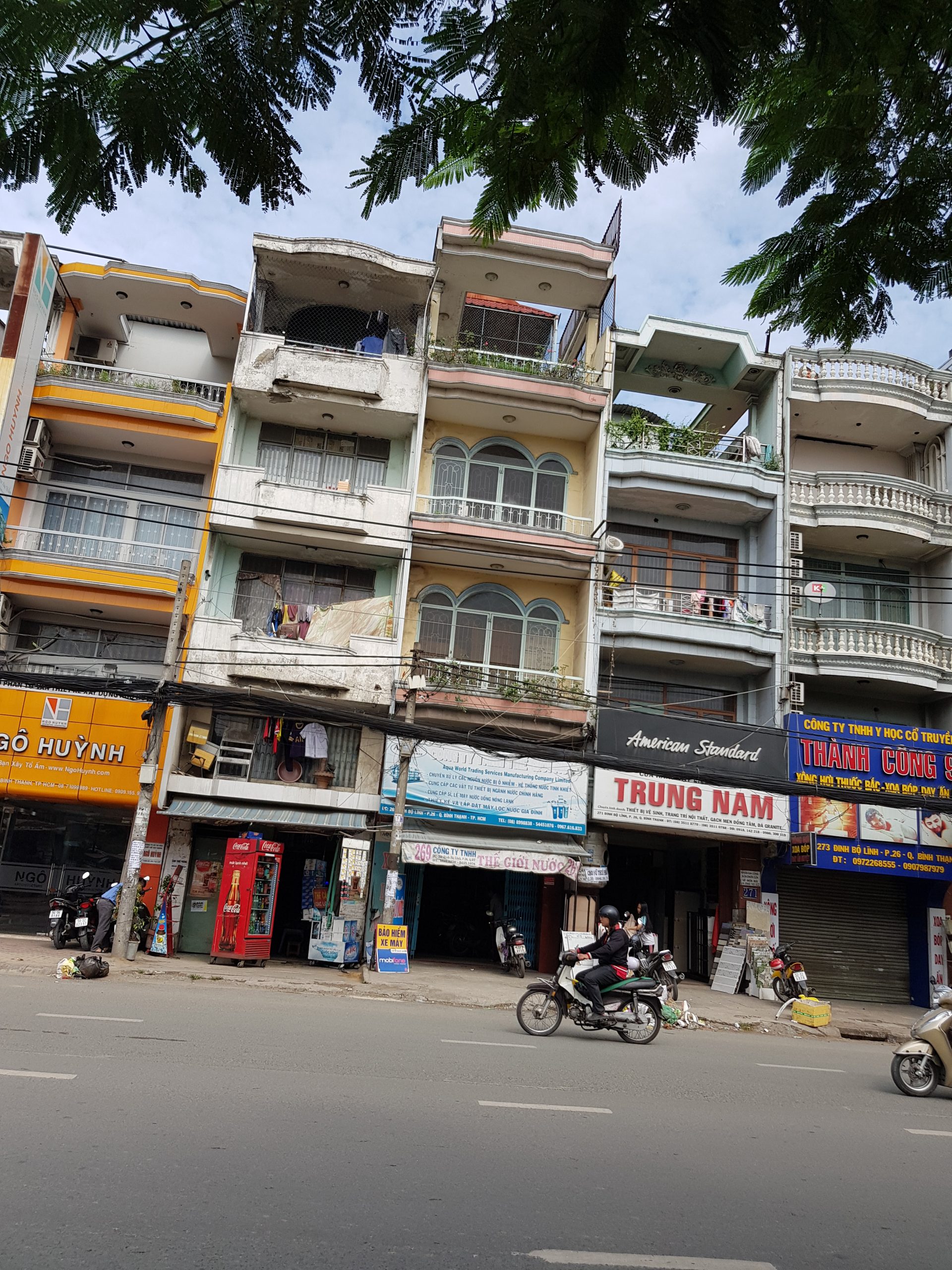 Bán nhà đường Trường Sa, Quận PN, Dt: 4,5x23m, Gía 29,5 tỷ .